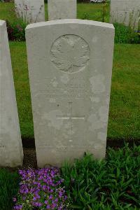 Etaples Military Cemetery - Mellor, Walter Leslie